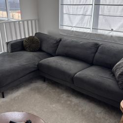 Sectional Couch 