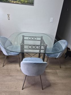 Glass table ,  mesa de comedor