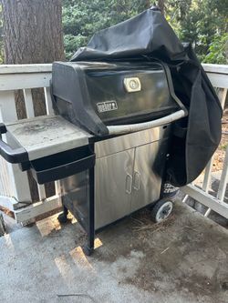Weber Propane Grill with Cover and Tank