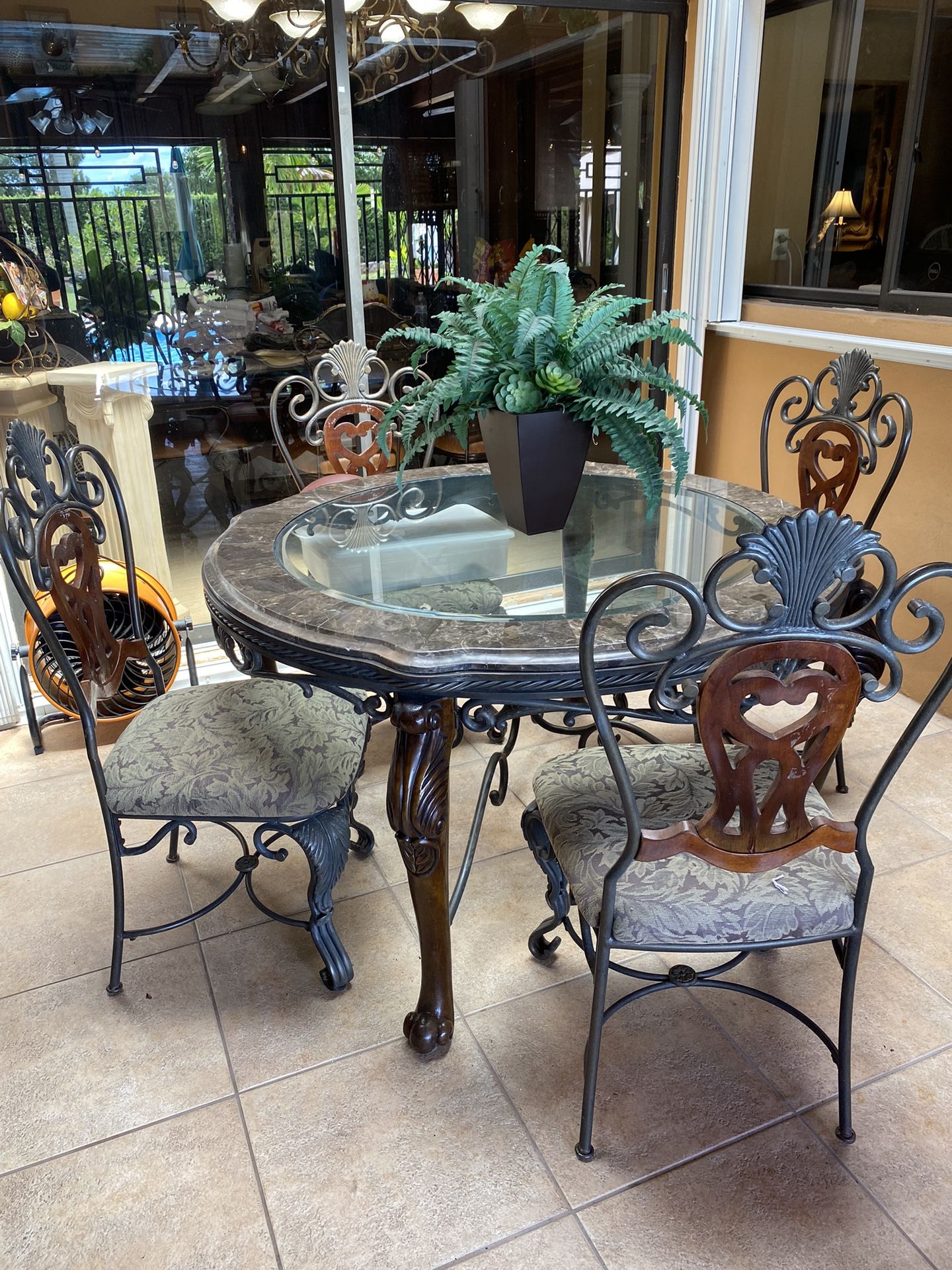 Table Set