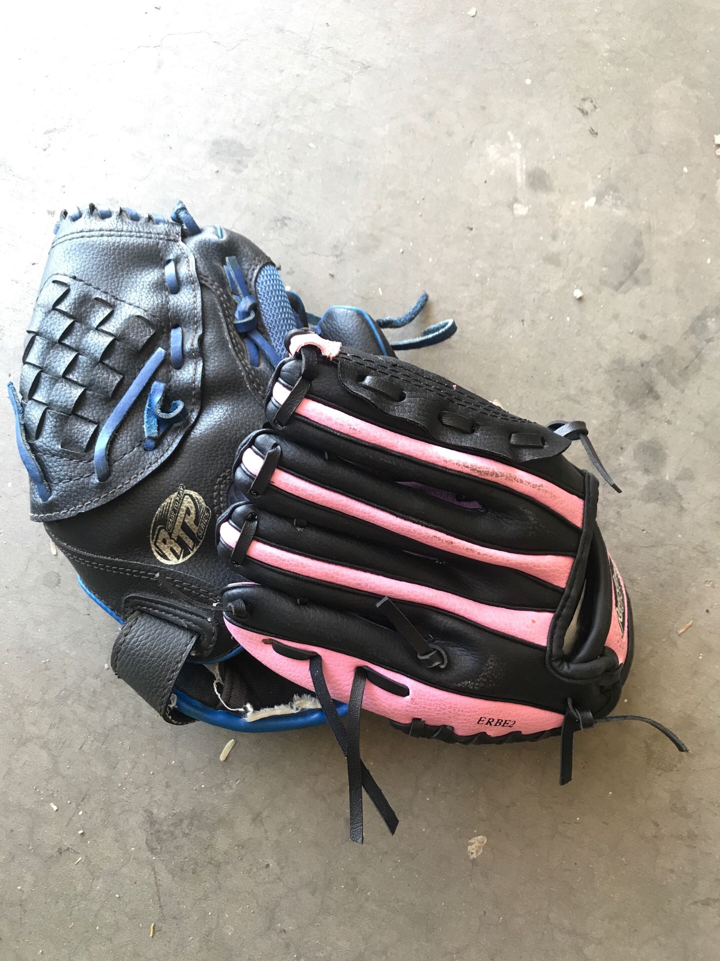 Baseball gloves for kids