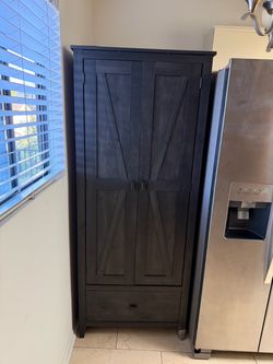 Tall Cabinet