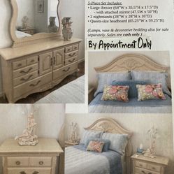 Elegant Vintage 5-Piece Bedroom Set