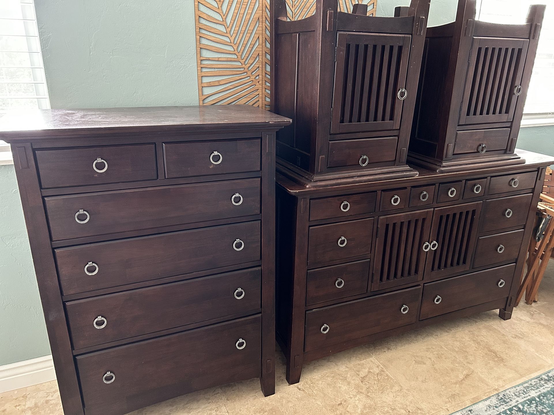 American Signature Bedroom Set