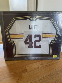 Ronnie Lott Jersey Autographed!