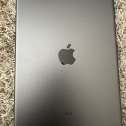 Apple iPad 7th Gen 32gb WiFi Gray