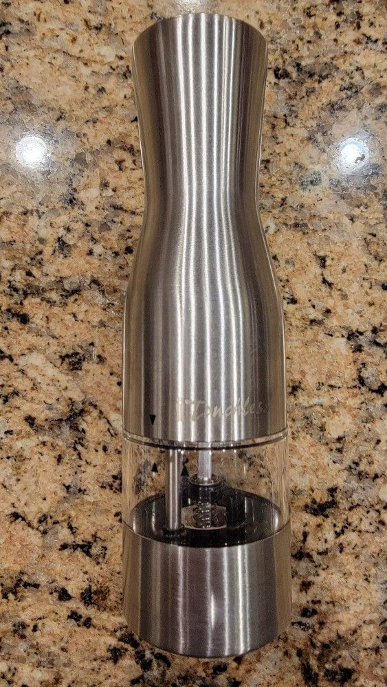 Pepper grinder, battery operated, Is stainless steel