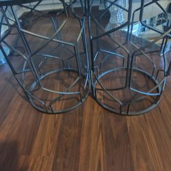 Too Black Metal End Table With Mirror On Top Never Used Excellent Condition Serious Buyers Only Pick Up Only 