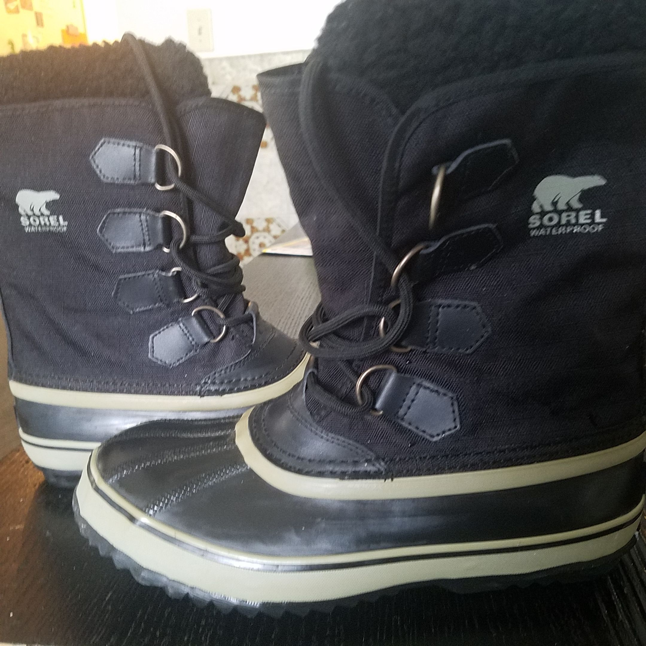 Winter waterproof boots mens sorel size 7