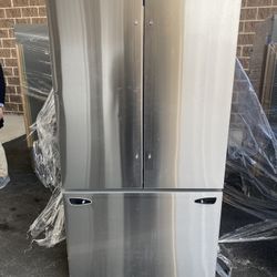 LG Refrigerator 36 Inc