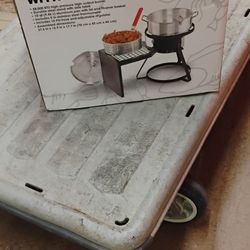 Fryer With Table