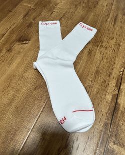 New Supreme x Hanes Crew Socks (1 pair)