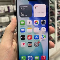 iPhone 15 Plus 128Gb *Unlocked* + *With Warranty* + *With Charger*