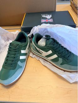 Gola Women’s Daytona Chute Trainer size 9