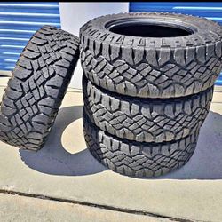 275/70/18 Vendo Un Set De Llantas Goodyear En Muy Buenas Condiciones De Vida Las 4 ✅🤩