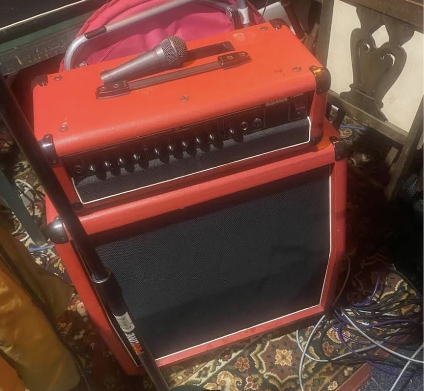 Guitar Research T64RS Tube Amp +4 X 8 Mini Half Cab Red