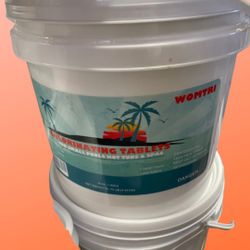 New, 10 lb. 1-inch Swimming Pool Chlorinating Tablets (Chlorine Tablets)
