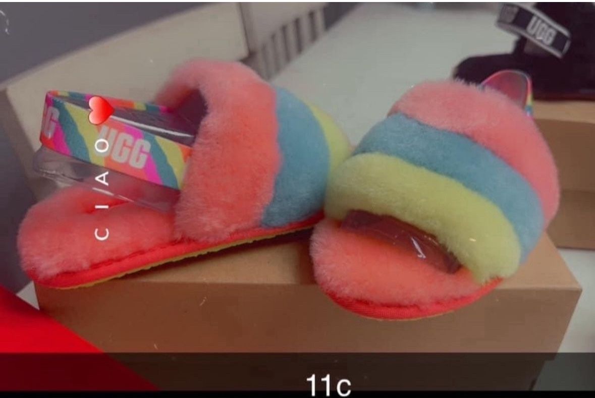 11c ugg slides