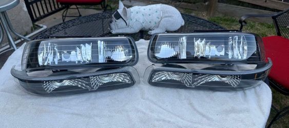 00-06 Chevy Tahoe Silverado Black Housing Headlights Parking Lights