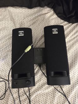 Powerd desktop stereo speakers