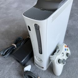***NO TRADES!!!*** 20 GB Xbox 360 console ***NO TRADES!!!***