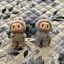 Labubus (READ DESCRIPTION)