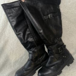Black Calf Boots Size 10