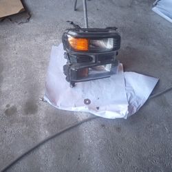 Front Right  Passenger Side Headlight 