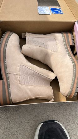 Serra Ladies combat boots