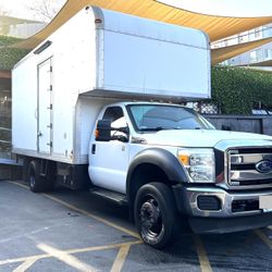 2012 Ford F550 XLT 20’ Cube Truck