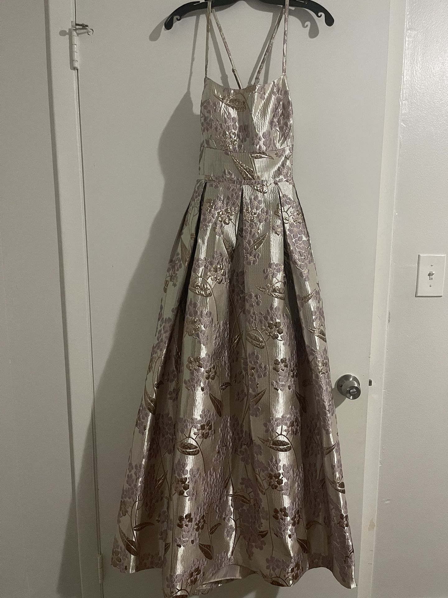 Elegant Dress (used Just On Time)