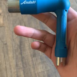 Andale Skateboard Multi Purpose Skate Tool Blue