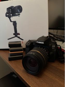 Canon EOS 90D camera (combo)