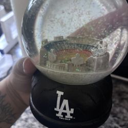 Dodger stadium Snow Globe 