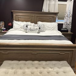 Raymour and Flannigan Bedroom Set