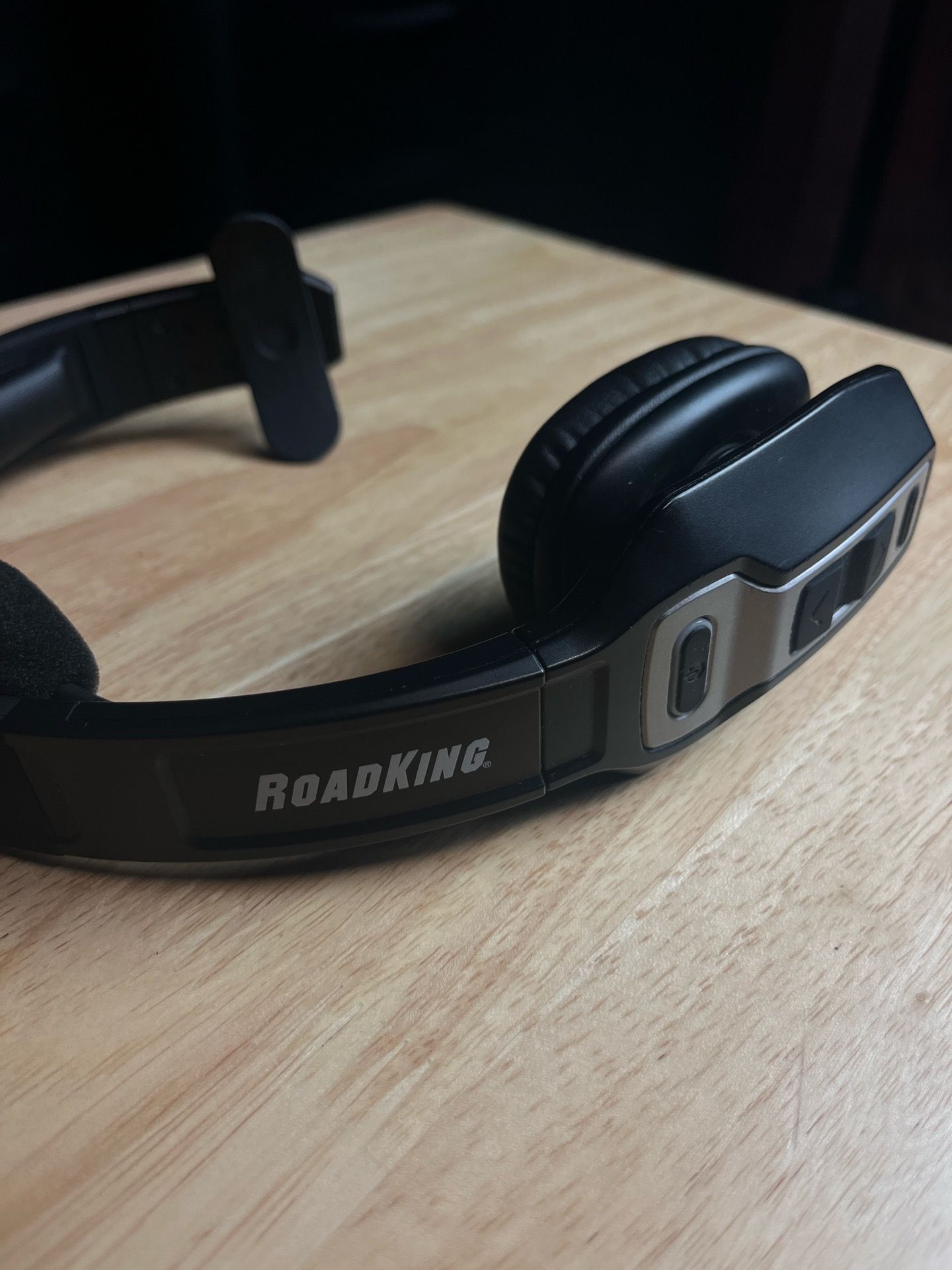 Road King RK3000 Bluetooth Headset