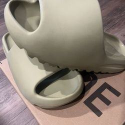 Yeezy Slides