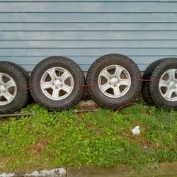 17 In Jeep Rims With Tires 
