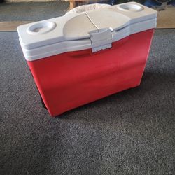 Rubbermaid Ice Chest Cooler