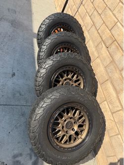 265 70 17 BFGOODRICH KO2 LOCK OFF ROAD PARA TOYOTA TACOMA CHEVY SILVERADO GMC