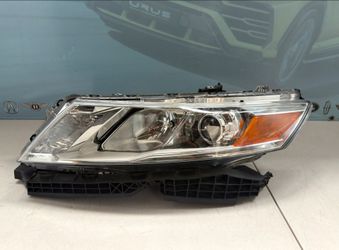 2013-2015 HONDA CROSSTOUR LEFT HALOGEN HEADLIGHT