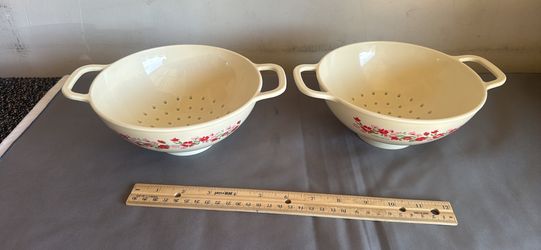 Pioneer woman 1QT garden party floral plastic colander