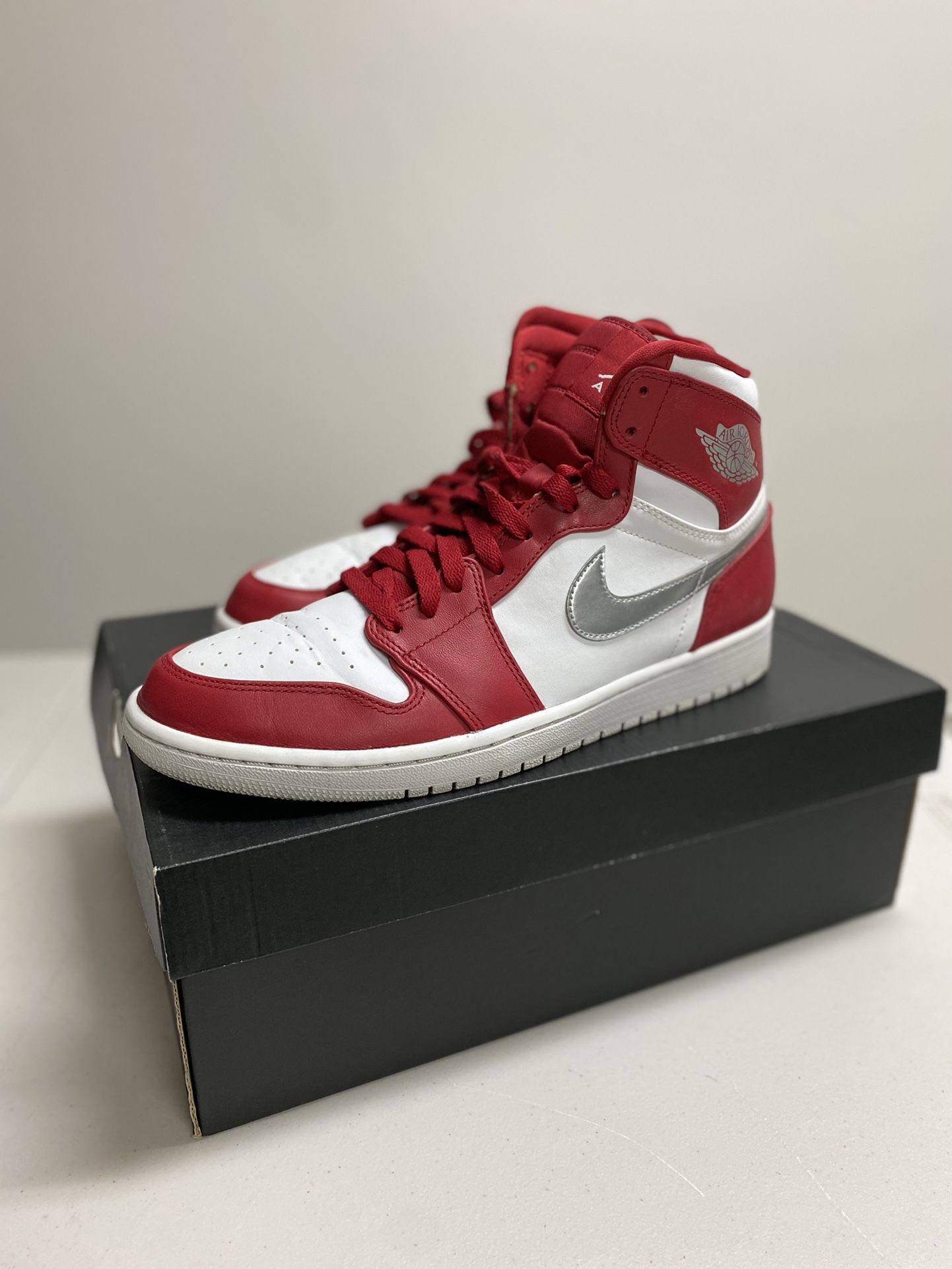 Jordan 1 Silver Medal