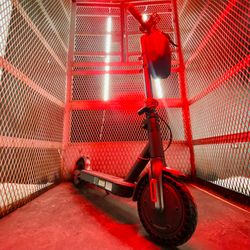 Electric scooter