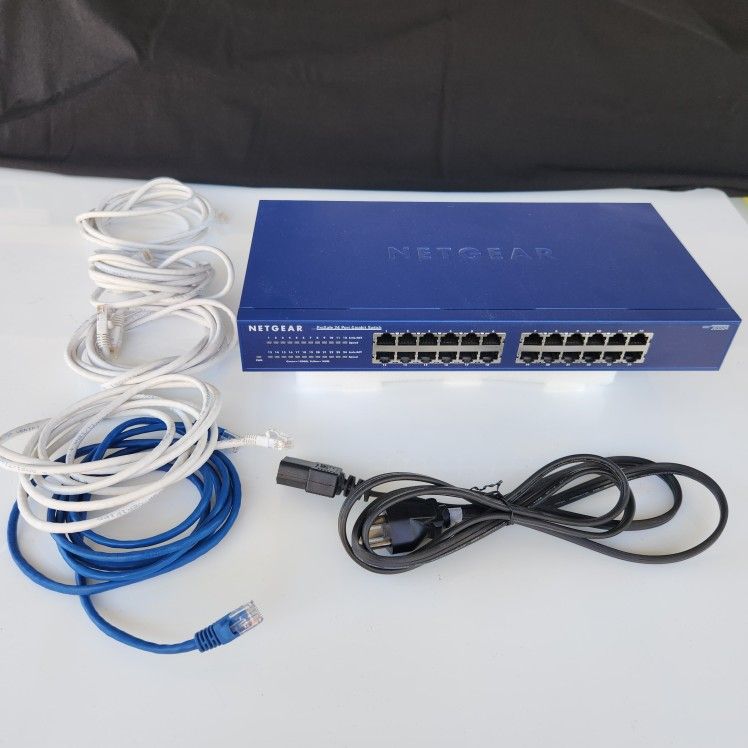 Netgear 24 Port Gigabit Switch And Cables