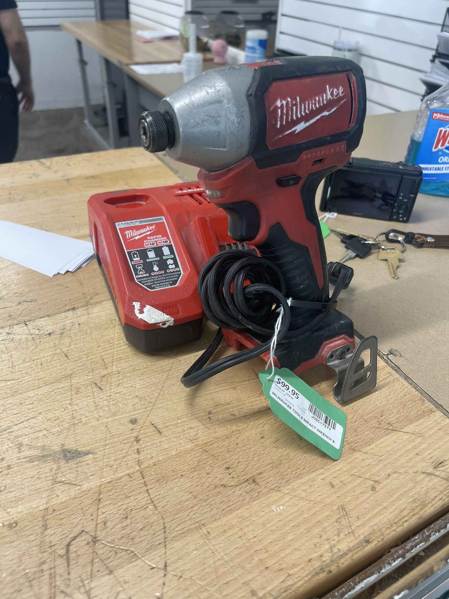Milwaukee impact wrench 2750-20
