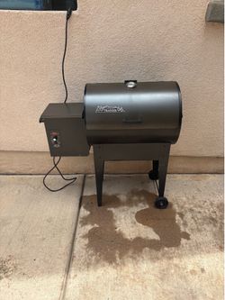OG small Traeger ready to go!