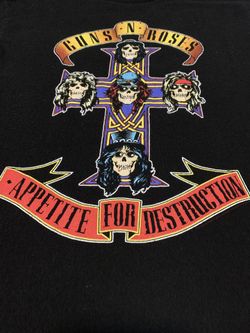 H&M Licensed GUNS N ROSES Apetite For Destruction T-Shirt Size Small