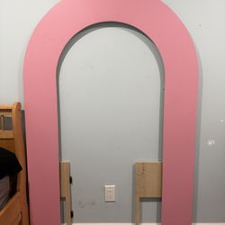 6x4 Open Arch Standing Backdrop – Pink – Ready to Use!
