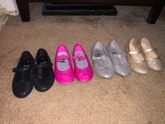 Toddler girl 6 1/2 shoe bundle